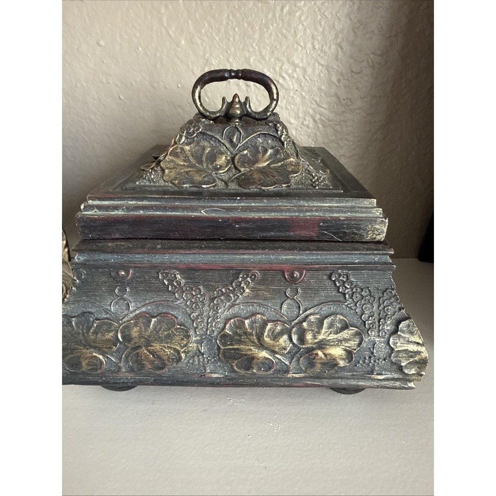 Jewelry Keepsake Centerpiece Bronze Tin Wood Felt Lined 7" Box Leaf Design Lid